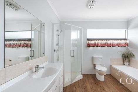 Photo of property in 22 Macmillan Street, Katikati, 3129