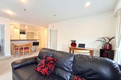 Photo of property in Terrace Heights Apartments, 4b/163 The Terrace, Wellington Central, Wellington, 6011