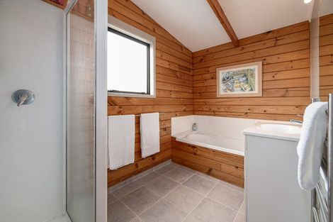 Photo of property in 3 Rhinevale Close, Henderson, Auckland, 0612