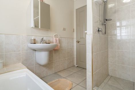 Photo of property in 15 Holyoake Terrace, Omokoroa, 3114