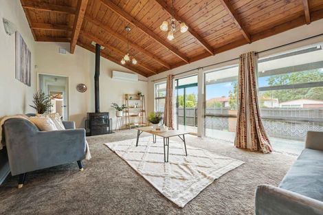 Photo of property in 2 Riverton Place, Fairview Downs, Hamilton, 3214