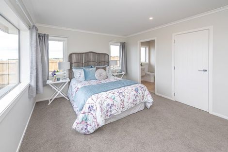 Photo of property in 51 Tirimoana Place, Otamatea, Whanganui, 4501