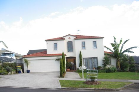 Photo of property in 13 Manara Place, The Gardens, Auckland, 2105