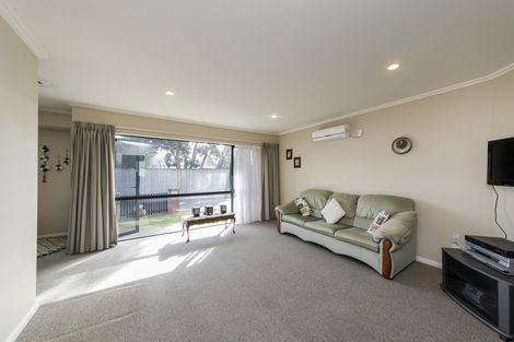 Photo of property in 15b Denbigh Street, Feilding, 4702