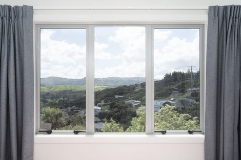 Photo of property in 27 Endeavour Drive, Whitby, Porirua, 5024