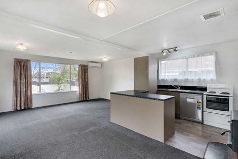 Photo of property in 62 Denise Crescent, Hornby, Christchurch, 8042