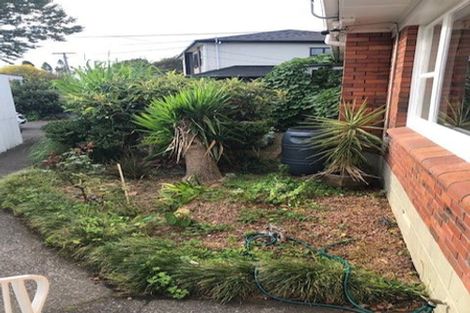Photo of property in 2/10 Mahon Place, Papatoetoe, Auckland, 2025