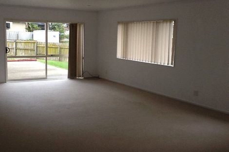 Photo of property in 108 Pitt Avenue, Clendon Park, Auckland, 2103