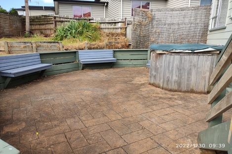 Photo of property in 72 Kaipatiki Road, Glenfield, Auckland, 0629