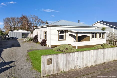 Photo of property in 44 Tennyson Street, Dannevirke, 4930