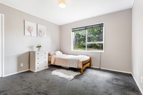 Photo of property in 4 Metcalfe Road, Ranui, Auckland, 0612