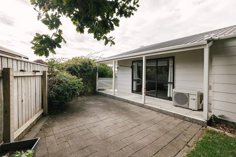 Photo of property in 38 Peppertree Glade, Kelvin Grove, Palmerston North, 4414