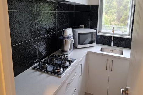 Photo of property in 53 Blacks Road, Greenhithe, Auckland, 0632