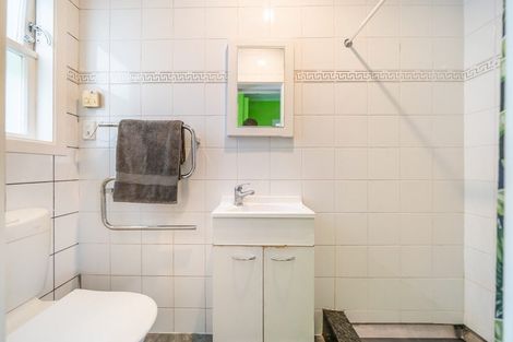 Photo of property in 49 Blue Mountains Road, Pinehaven, Upper Hutt, 5019