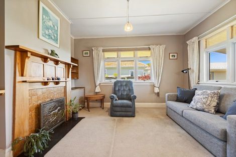 Photo of property in 11 Normanby Street, Fitzroy, New Plymouth, 4312