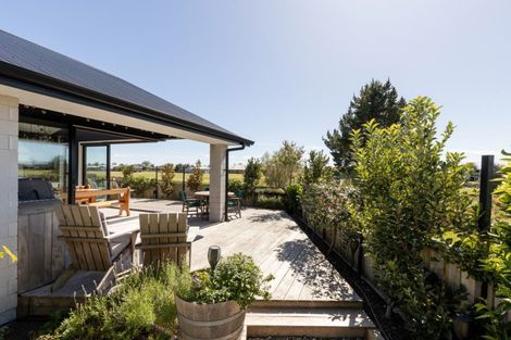 Photo of property in 73 Harding Drive, Papamoa Beach, Papamoa, 3118