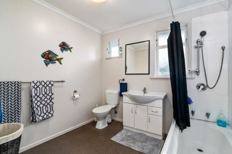 Photo of property in 16 Basley Road, Owhata, Rotorua, 3010