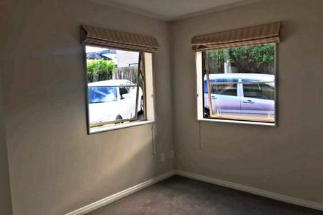 Photo of property in 58 Laurel Oak Drive, Schnapper Rock, Auckland, 0632