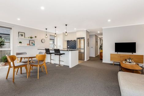 Photo of property in 8 Paioke Street, Waikanae, 5036