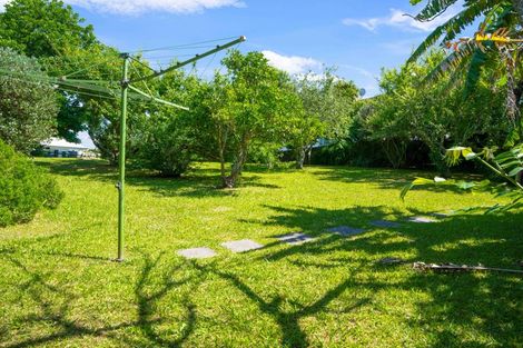 Photo of property in 45 Rock Isle Road, Torbay, Auckland, 0630