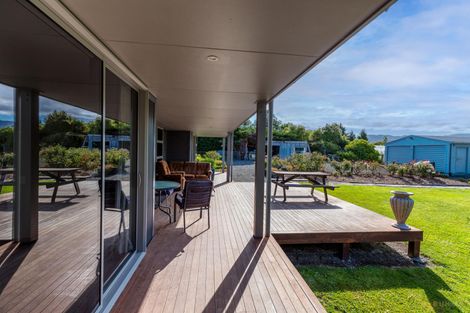 Photo of property in 84 Timaru Road, Waimate, 7924