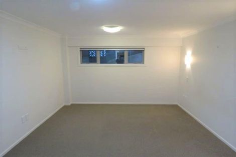 Photo of property in 129 Pendarves Street, New Plymouth, 4312