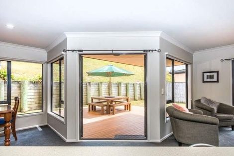 Photo of property in 54 Aotea Drive, Aotea, Porirua, 5024