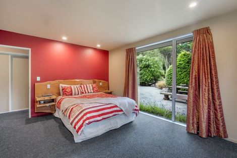 Photo of property in 1 Hart Place, Lake Coleridge, 7572