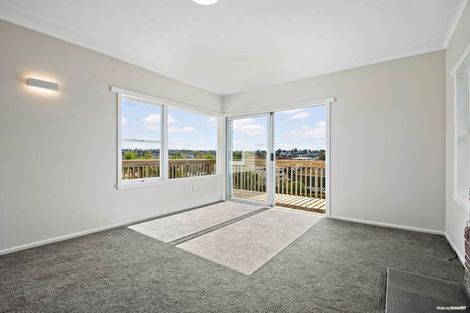 Photo of property in 26 Bond Crescent, Forrest Hill, Auckland, 0620