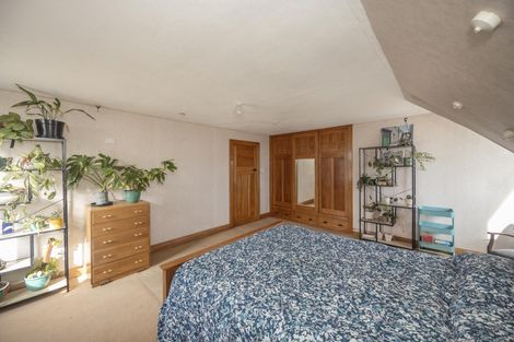 Photo of property in 76 Wharfe Street, South Hill, Oamaru, 9400