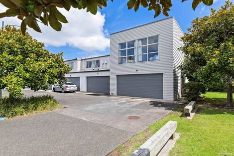 Photo of property in 14 Willow Camp Road, Takanini, 2112