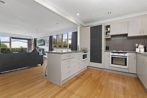 Photo of property in 130 Windsor Road, Bellevue, Tauranga, 3110