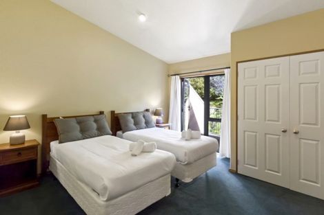 Photo of property in 8 Chandler Lane, Fernhill, Queenstown, 9300