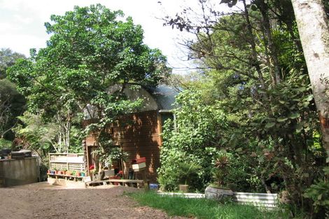 Photo of property in 11 Taraire Street, Ostend, Waiheke Island, 1081