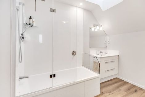 Photo of property in 12 Stonebridge Park Drive, Holdens Bay, Rotorua, 3010