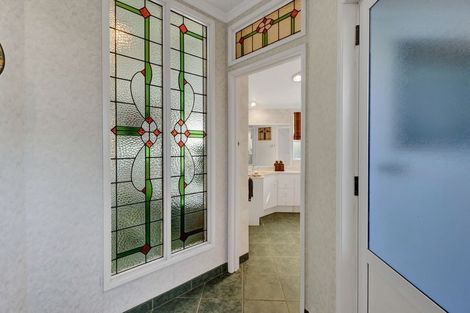 Photo of property in 74 South Road, Manaia, 4612