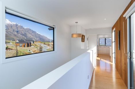 Photo of property in 5 Hackett Road, Jacks Point, Queenstown, 9371