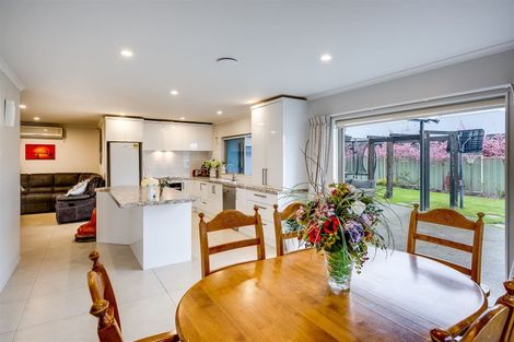 Photo of property in 1 Hyde Place, Taradale, Napier, 4112