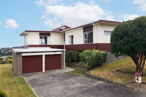 Photo of property in 4 Compass Way, Whitby, Porirua, 5024