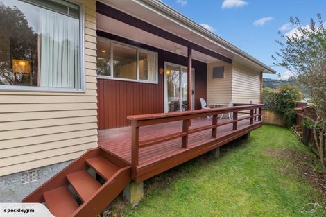 Photo of property in 301 Stokes Valley Road, Stokes Valley, Lower Hutt, 5019