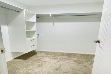 Photo of property in 1/2 Smiths Avenue, Papakura, 2110