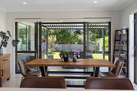 Photo of property in 15 Clover Lane, Pyes Pa, Tauranga, 3112