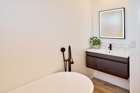 Photo of property in 10 Topsail Way, Whitby, Porirua, 5024