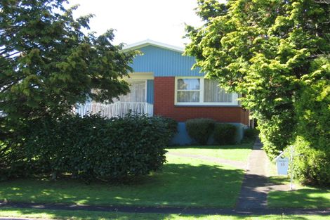 Photo of property in 33 Kupe Place, Tokoroa, 3420