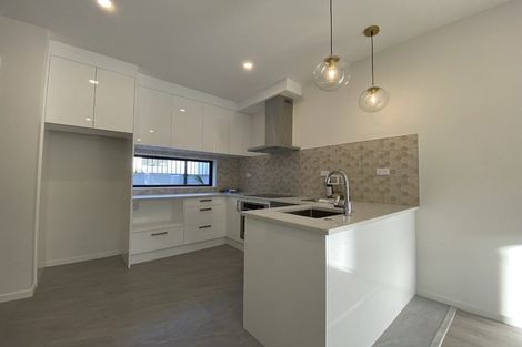 Photo of property in 15d Tabitha Crescent, Henderson, Auckland, 0612