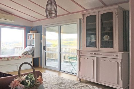 Photo of property in 12 Wainamu Road, Raglan, 3297