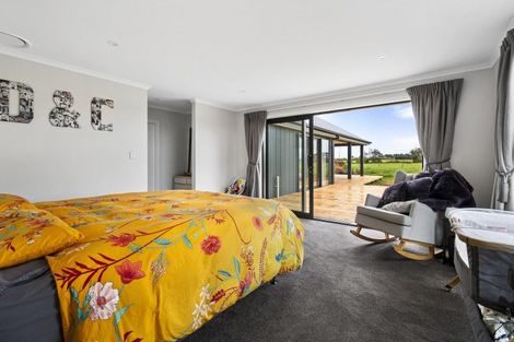 Photo of property in 61 Tennants Road, Bulls, 4894