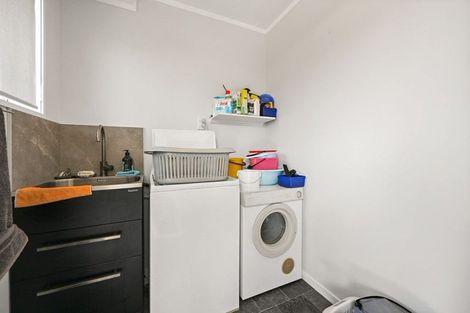 Photo of property in 18 Bernard Street, Chedworth, Hamilton, 3210