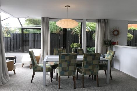 Photo of property in 1/12 Craig Road, Milford, Auckland, 0620