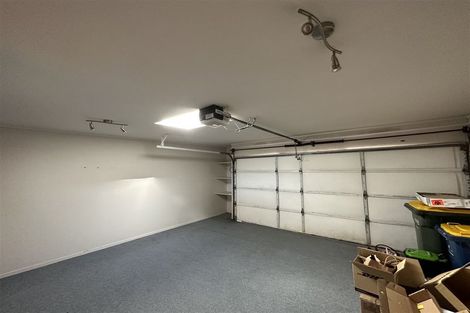 Photo of property in 2/23 Bernleigh Terrace, West Harbour, Auckland, 0618